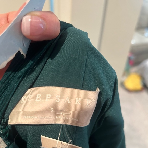 NWT Women’s Size Small Green Floral Plunge Neck jumpsuit - Picture 11 of 13